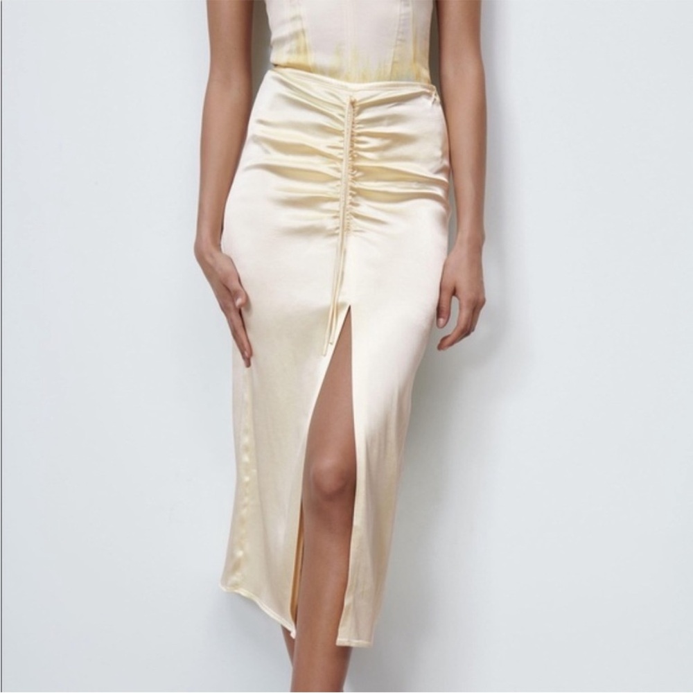 Zara satin effect midi skirt, small